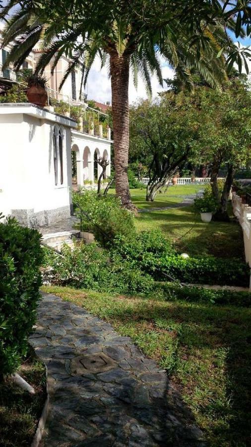 Lorenzo Apartment Levanto Luaran gambar