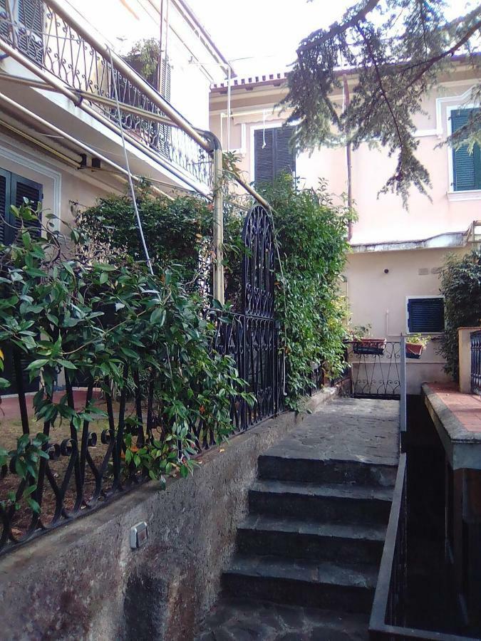 Lorenzo Apartment Levanto Luaran gambar
